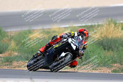 media/Apr-30-2023-CRA (Sun) [[020fcf5d43]]/Race 2-600 Expert Supersport/